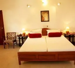 Raja Hotel - Image 3