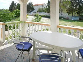 Villa in Vrsi with Pool near Sandy Beach - Image 4