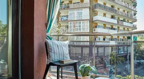 BBarcelona Modern Eixample Flat - Image 3
