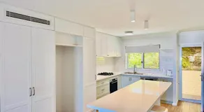 Cottesloe Beachfront Ocean View Apartment - Image 3