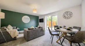 NEW! Private Driveway, Spacious, 2 Bathroom, Fast WiFi - Image 3