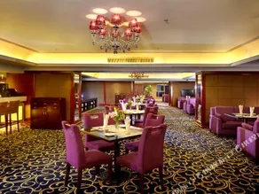 Rich Gate Hotel - Image 5
