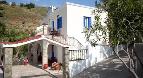 Maria's Studios - Image 4