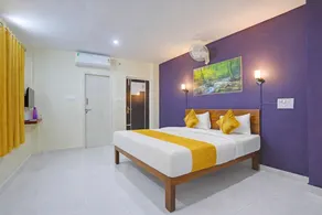 Hotel Sujatha International - Image 4
