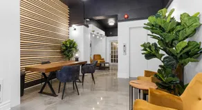 Le Sand & Stone Hotel - Image 2