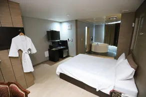 Paju IMT Hotel - Image 2