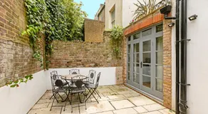 PenthouseStays nr Notting Hill - Luxury 2 Bedroom King Bed Apartment - near Portobello Road - Image 5
