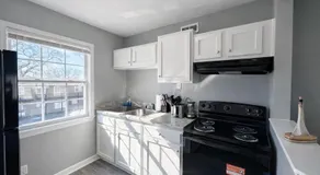 Cozy Birmingham Retreat with Parking Near UAB & Vulcan Park - Image 5