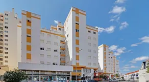 Portimão Marina View by Homing - Image 4