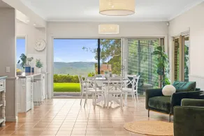 Manor & 3 Villas - Pool & Coastal Views - 24ppl - Image 4