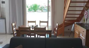 Villa climatisée 4-6 pers avec piscine, terrasse & jardin - 2 min plage - Image 2