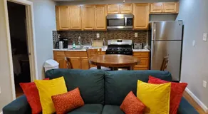 Cozy Retreat on Atlantic Ave - Image 2