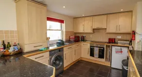 6 Wildersmouth Court Apartments - Image 4