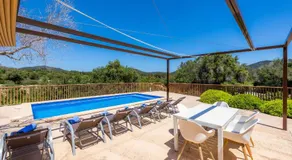 Maison \"Pula Rustic\", avec vue sur les montagnes, piscine et Wi-Fi. - Image 3