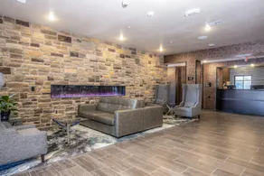 Cobblestone Hotel & Suites - Monte Vista - Image 5