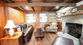 Extended Stays by Lee House Inn - Image 5