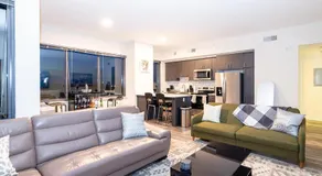 Penthouse Retreat with Rooftop Pool Explore Silver Spring & Washington DC - Image 2