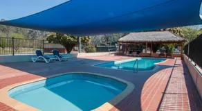 Painters Island Holiday Park - Image 3