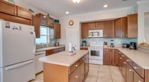 Key West Style Oasis on Anna Maria Island - Image 4