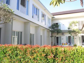 The Vinhill Hotel - Image 4
