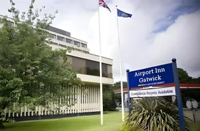 Airport Inn Gatwick - Image 5