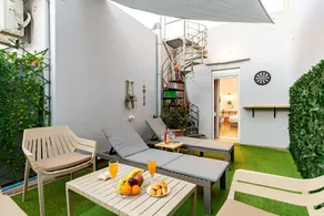 Sea & City - Luxury Seaside Maisonette with Private Rooftop Cinema - 50m from Beach & 300 m from Old Town - Image 3