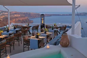 Aqua Mare Luxury Suites - Image 3