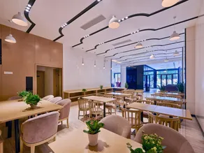 Lavande Hotel Jinan Quancheng Road Baotu Spring Branch - Image 3