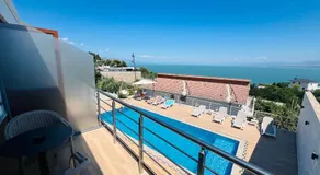 Iart Residence - Image 2