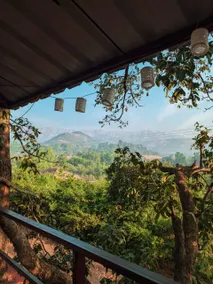 Green Hills Hideaway - Image 4