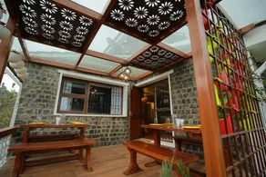 snow drop villa - Image 3