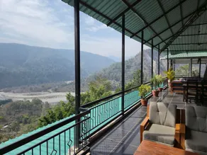 SAALVAN RESORT - Image 2
