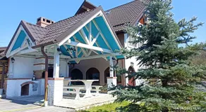 Vila Slănic family boutique hotel by Di'aDOR rentals - Image 2