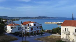 Evaggelia's Seaside Boutique Apartment - Image 4