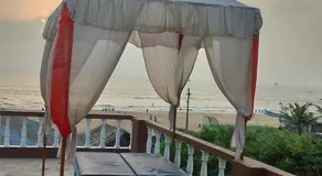 Sea view Sun shine - Image 3
