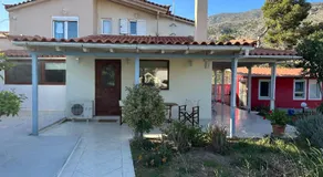 Elenas House - Image 2