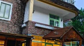 Friend & Sunshine Villa - Image 3