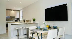 Beautiful AlumPointe Apartment - 400m to the beach - Image 3