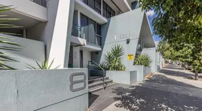 Luxury 2Bed2Bath Apt with Pool, Parking, Gym and Views - Image 3