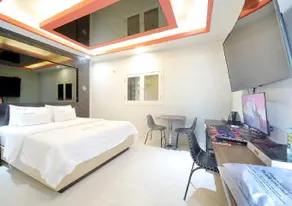 HOTEL ViA - Image 2