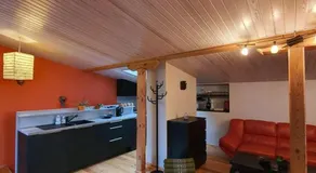 Studio apartment and FREE airport transfer - Image 2