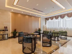 Yue Lan Wan Business Hotel - Image 5