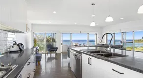 Catalina - Image 3