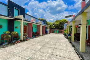 RedDoorz near Jalan Angsana Lubuk Linggau - Image 4