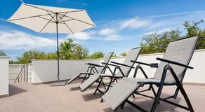 Holiday Home Designvilla mit Dachterrasse und Panoramablick by Interhome - Image 5