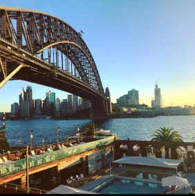 Luxurious 2 bed apartments Lavender Bay view - Image 4