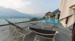 Gardenia stunning lake view - Image 3