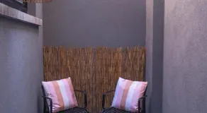 Appartement charmant au centre-ville, proche de l'aéroport - Image 3