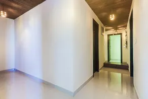 Super Townhouse Marina - Image 5