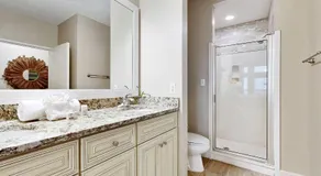 Top-Floor Studio with Ocean Views and Pool - Image 2